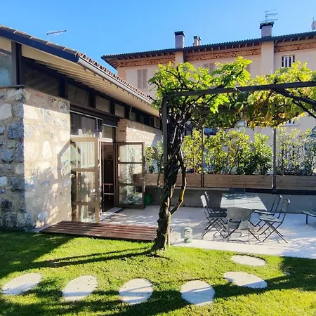 La Casetta Del *